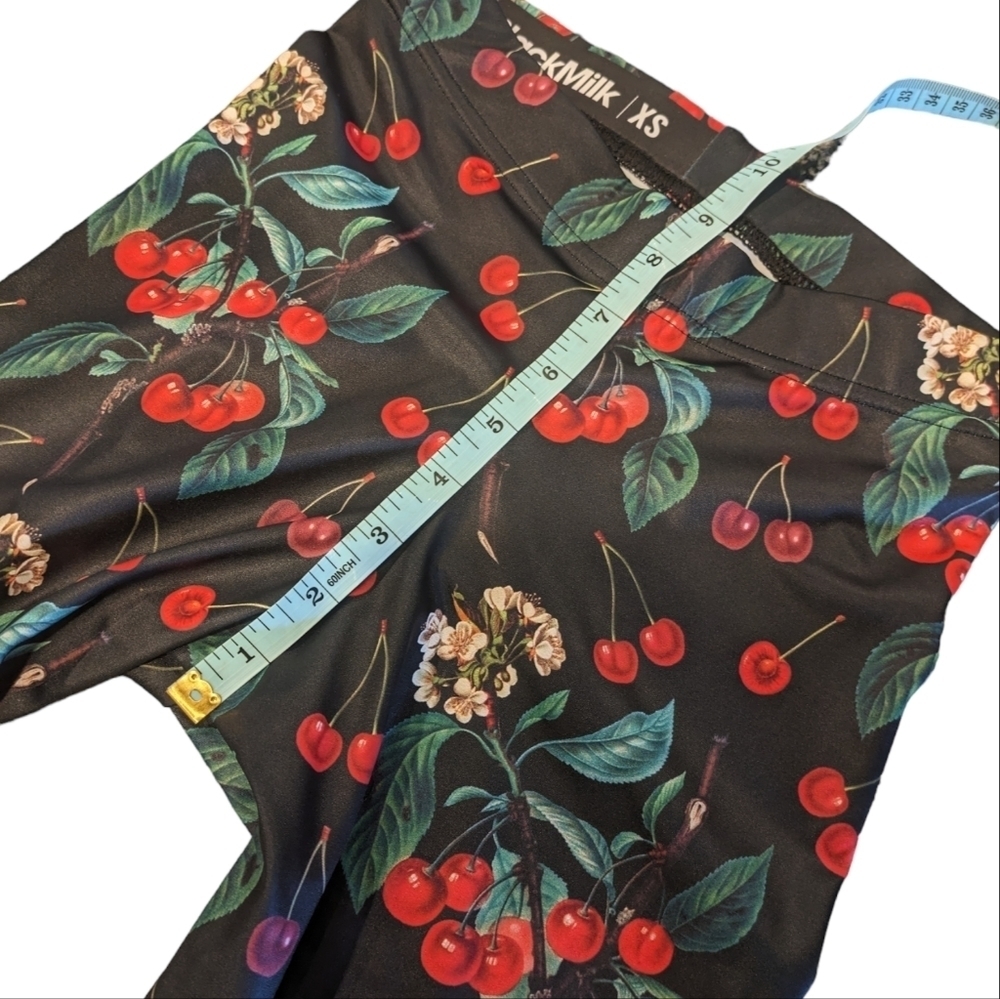 BLACKMILK Wild Cherry MF Leggings Size XS - Picture 3 of 7